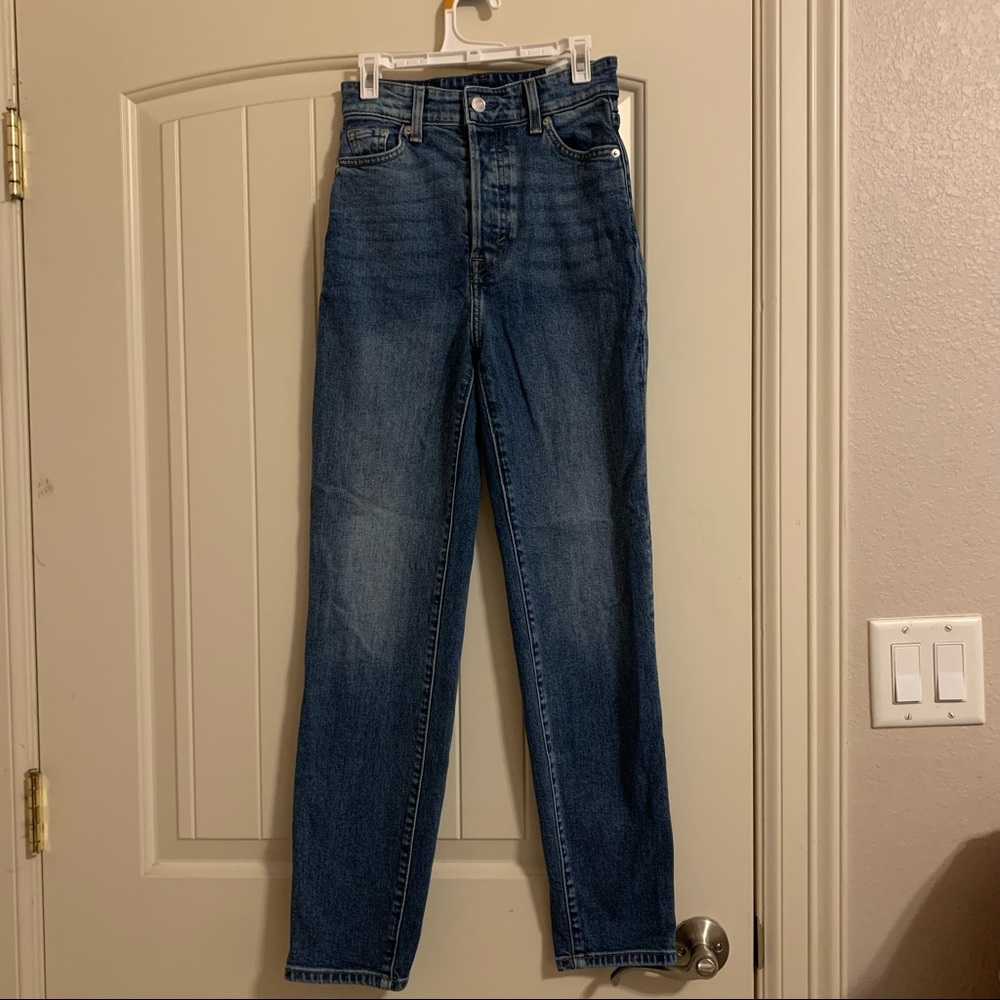 mom jeans